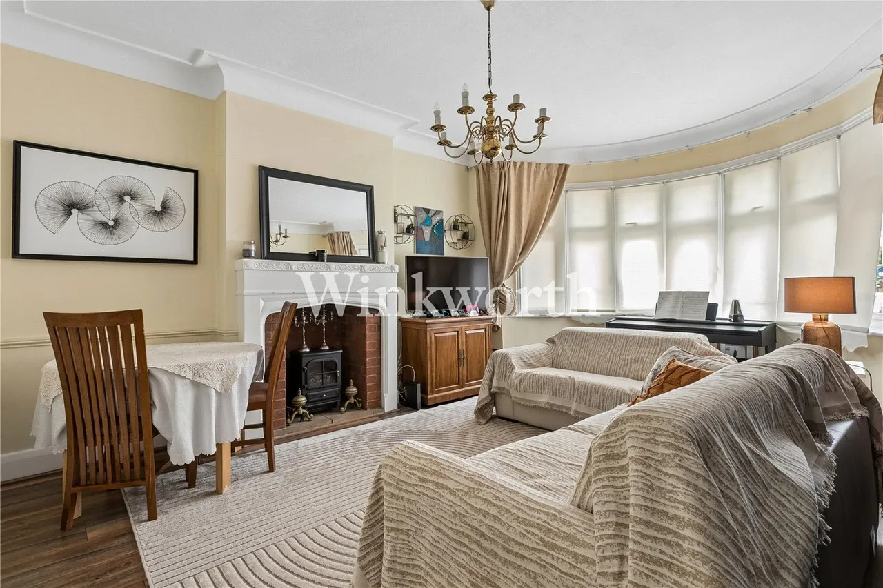 Bourne Hill, London, N13, photo 7