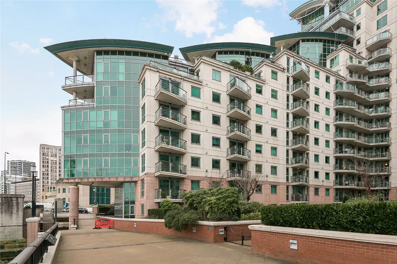 Bridge House, St George Wharf, SW8, photo 22