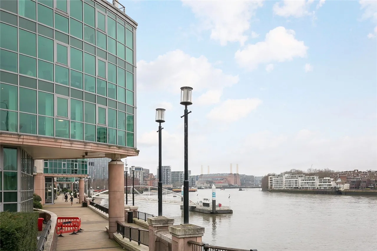 Bridge House, St George Wharf, SW8, photo 24