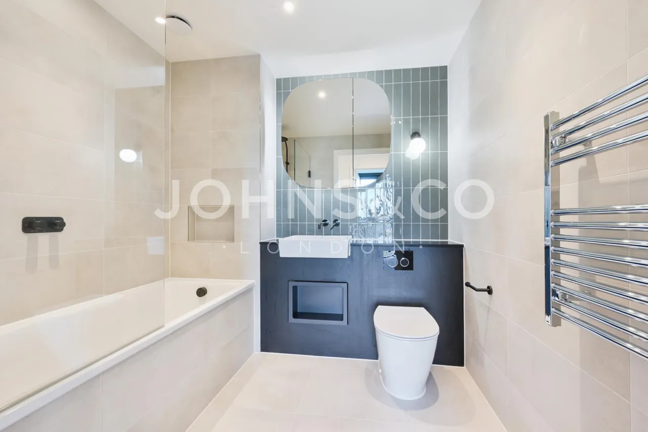 Menara Point, Twelve Trees Park, E16, photo 9