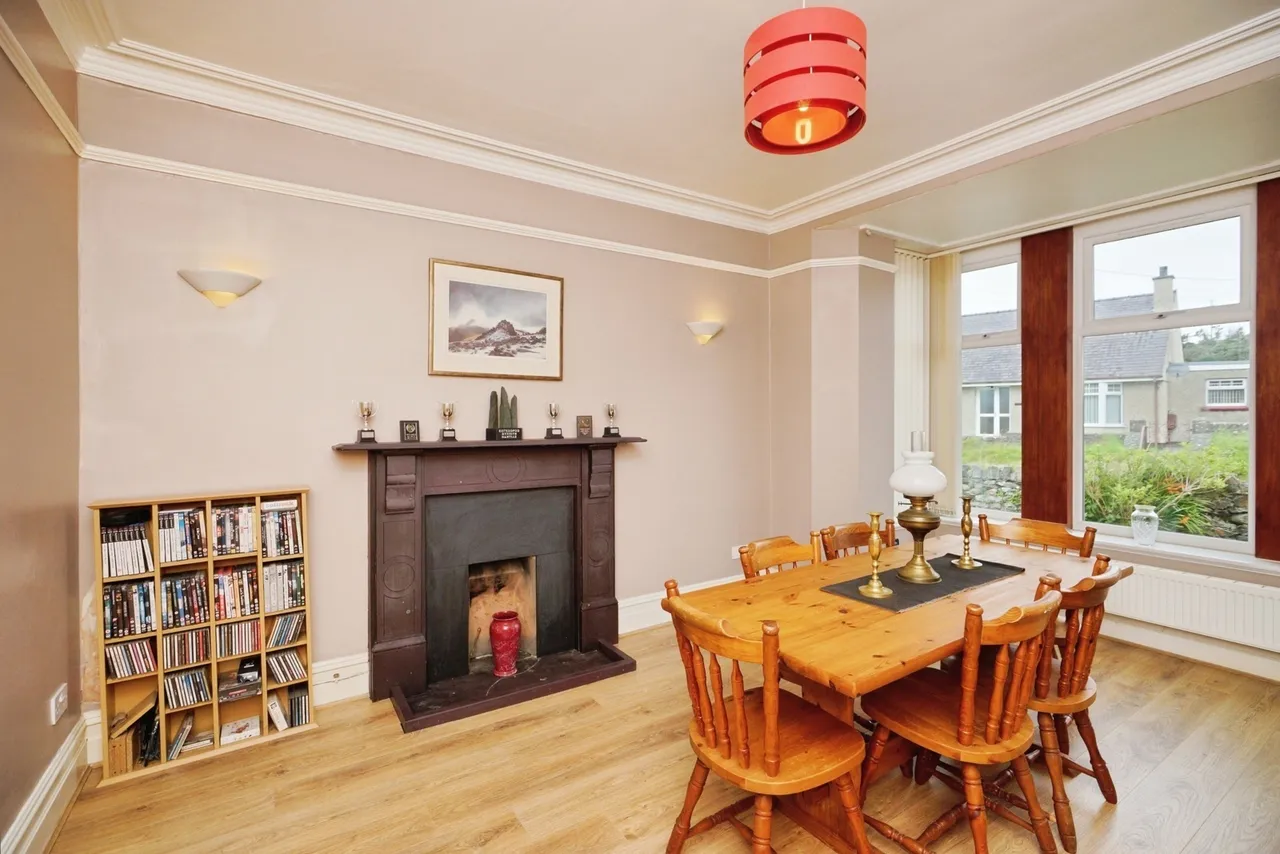 Llwyndu Road, Penygroes, LL54, photo 8
