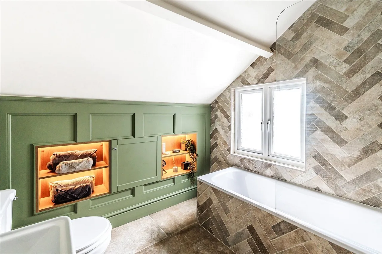Flanchford Road, Reigate, RH2, photo 11