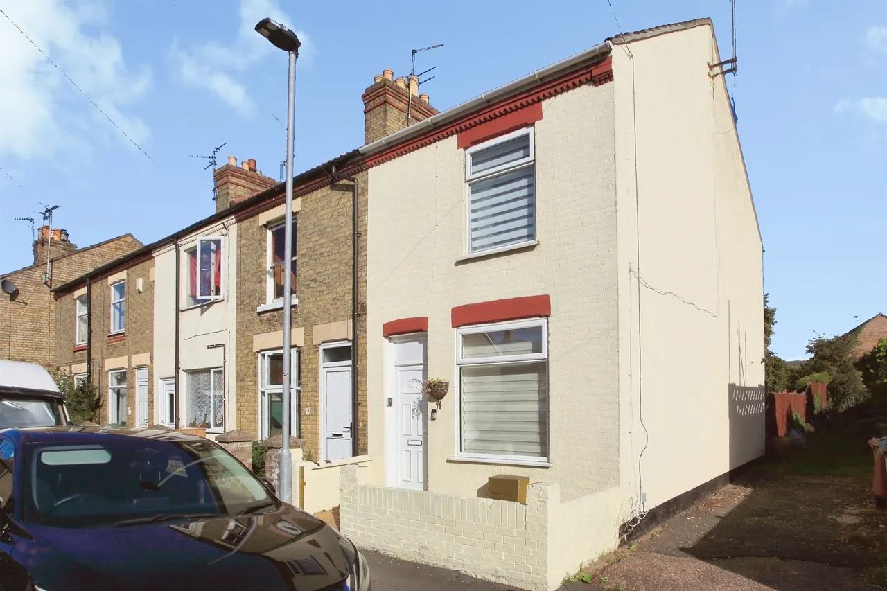2 bed house for sale, Palmerston Road, Peterborough, PE2