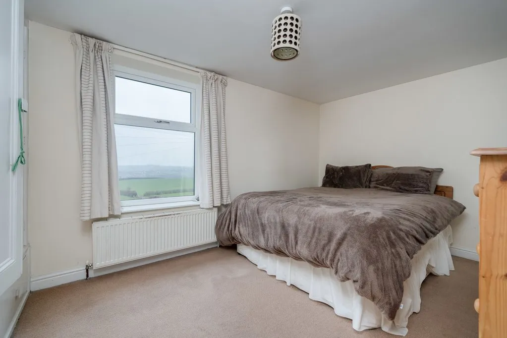 Gomersal Lane, Little Gomersal BD19 4JQ, photo 8