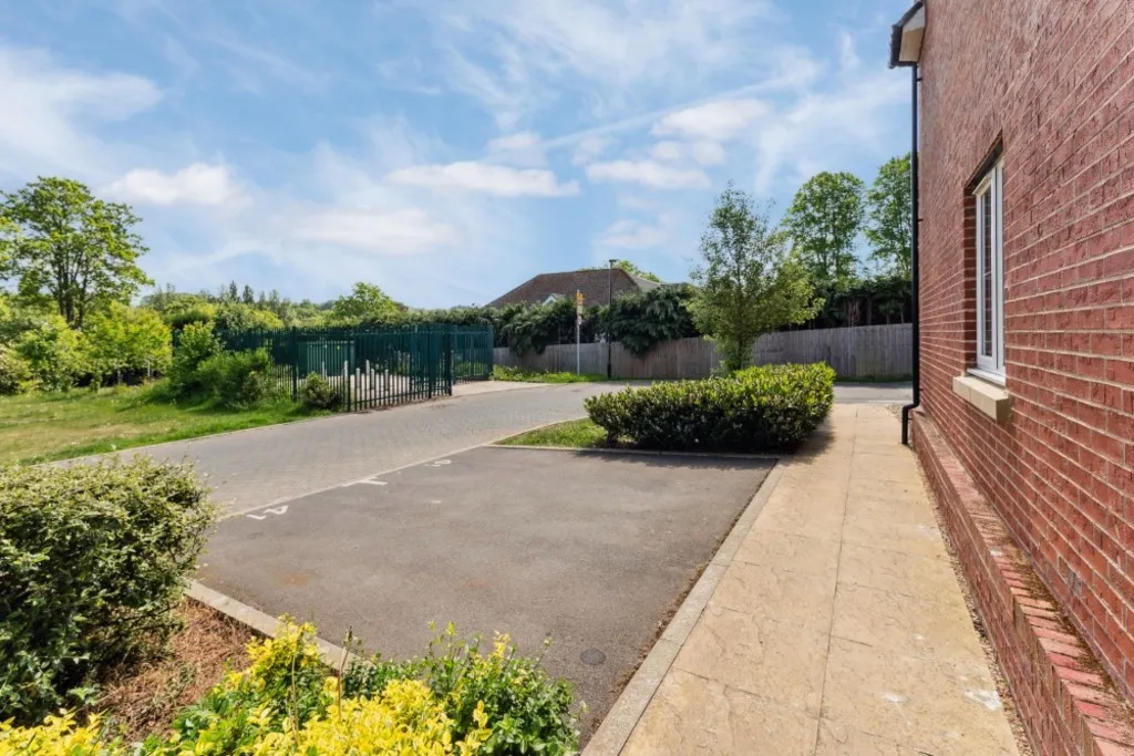 Grange Road, Chalfont St. Peter, SL9, photo 46