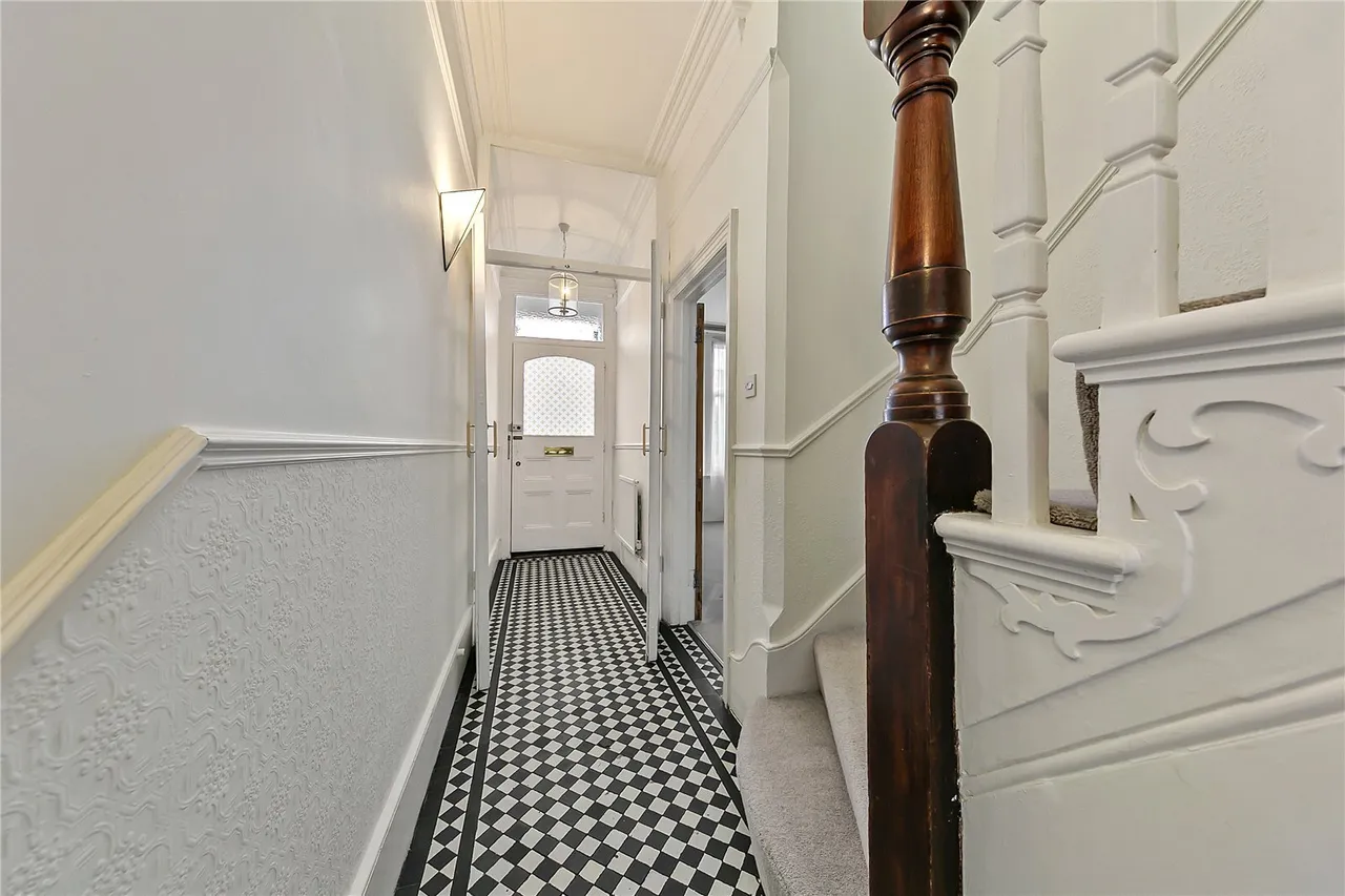 Kingston Lane, Teddington, TW11, photo 8