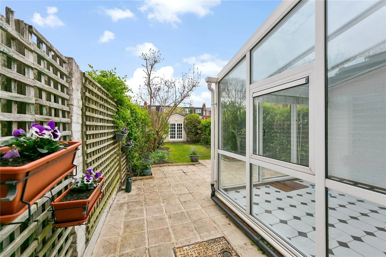 Kingston Lane, Teddington, TW11, photo 5