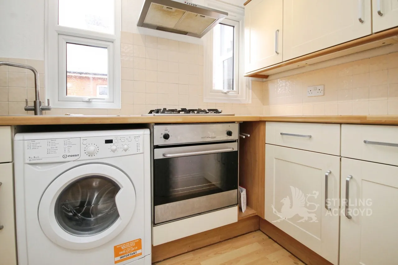 York Road, Guildford, GU1, photo 5