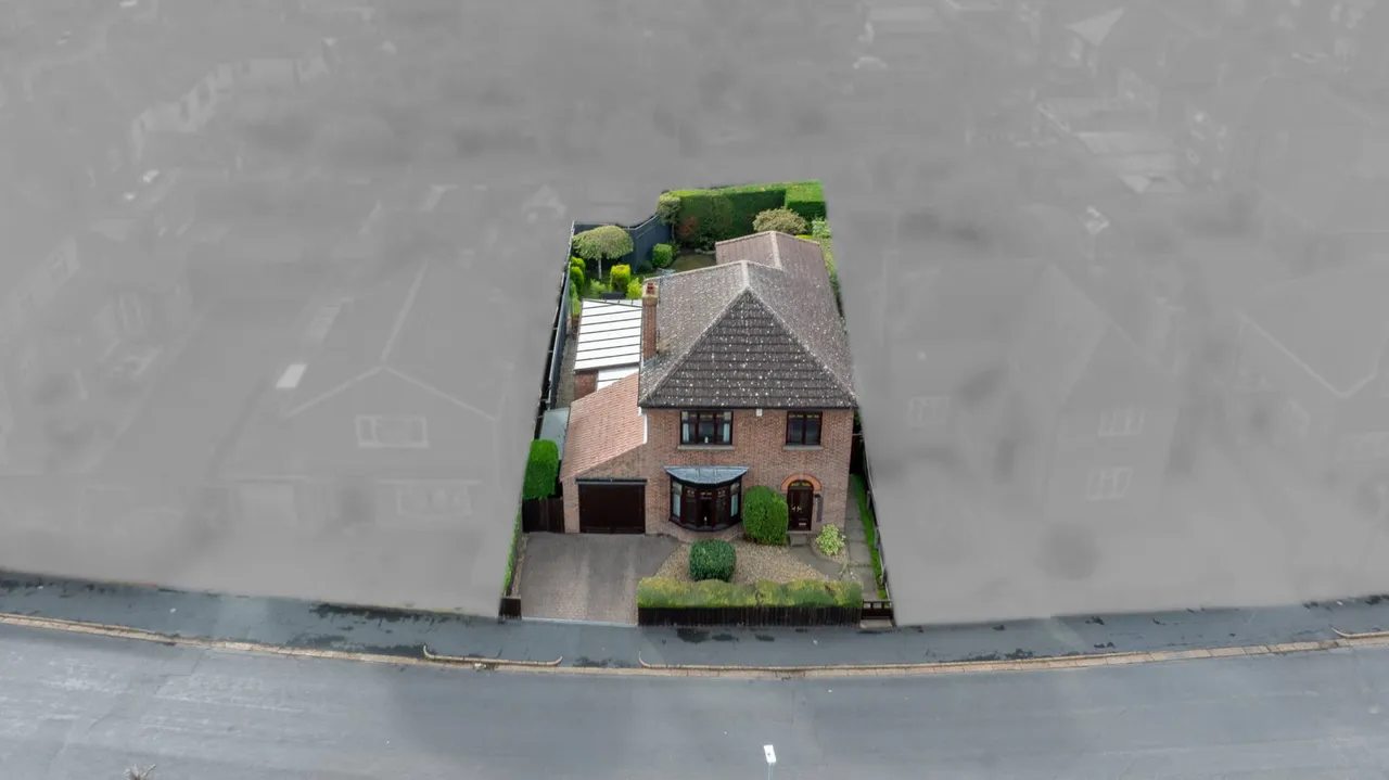 Westwood Avenue, March, PE15, photo 2