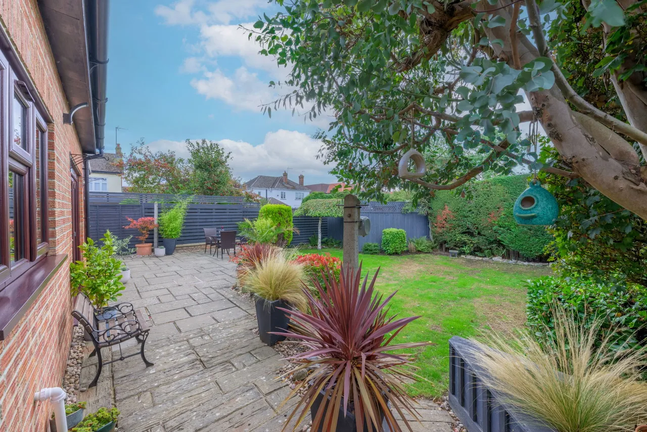 Westwood Avenue, March, PE15, photo 50