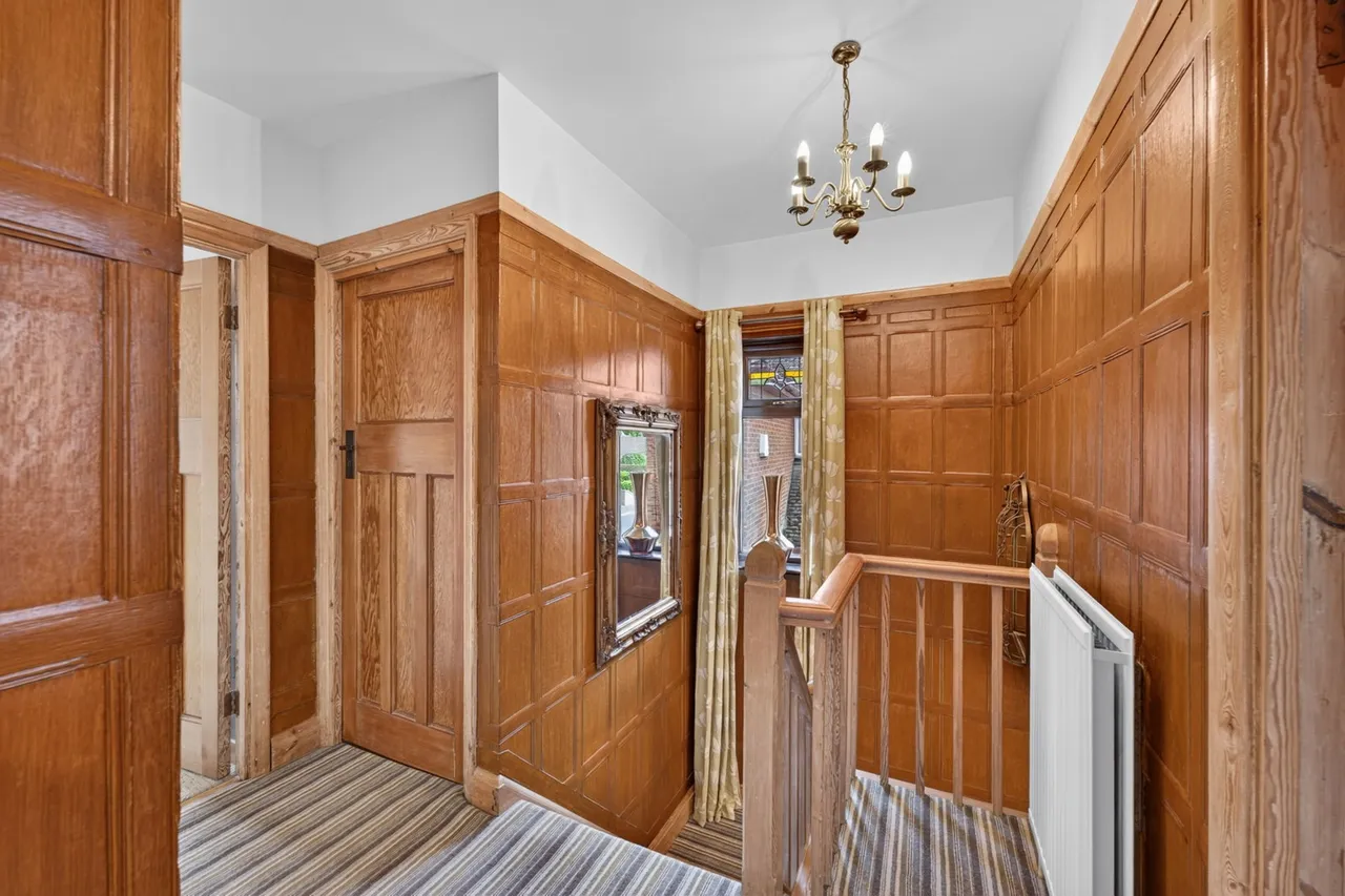 Westwood Avenue, March, PE15, photo 28
