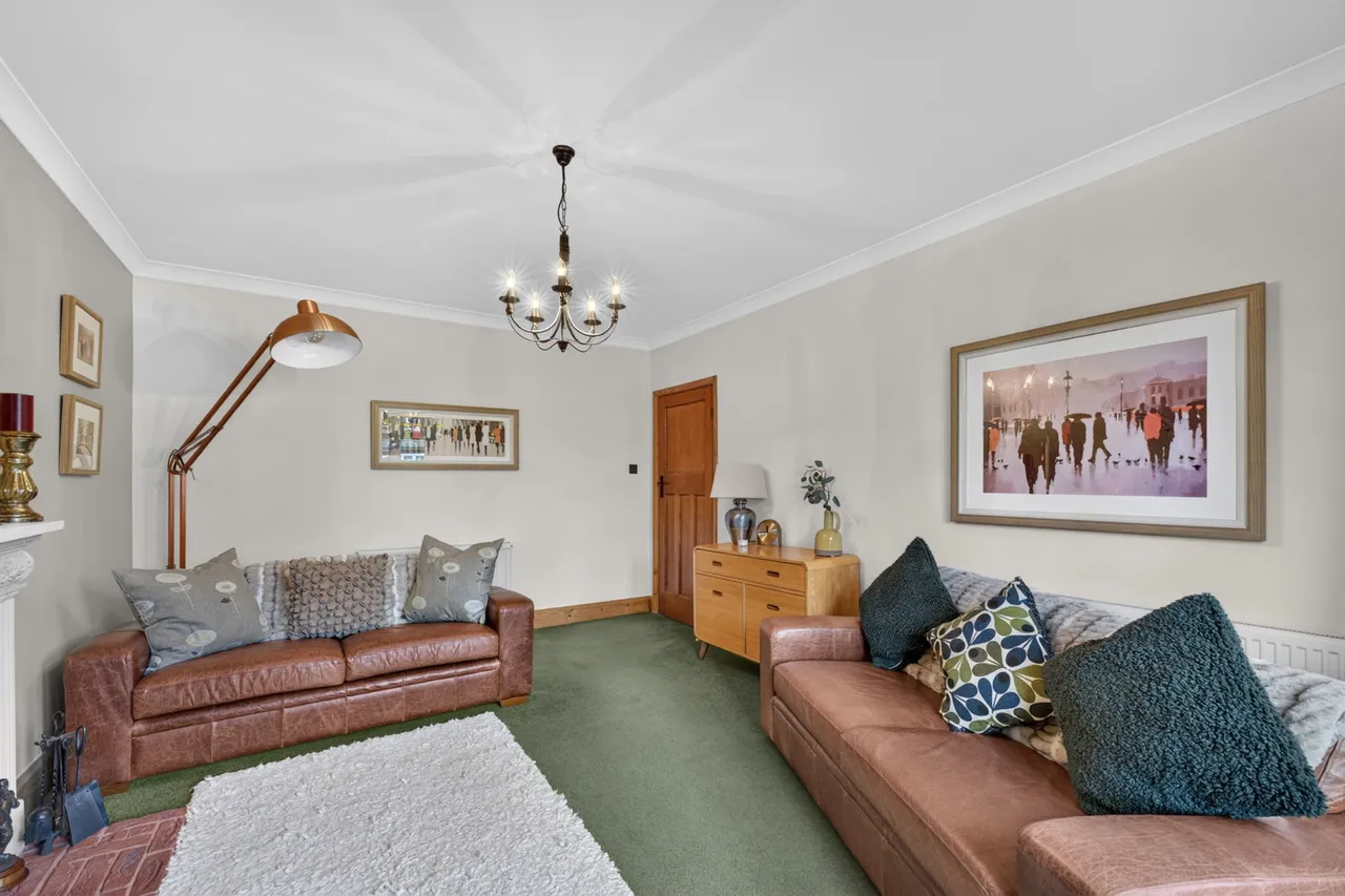 Westwood Avenue, March, PE15, photo 25