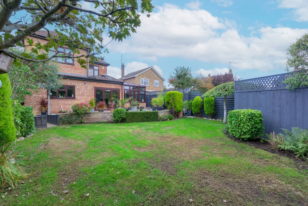 Westwood Avenue, March, PE15, photo 49
