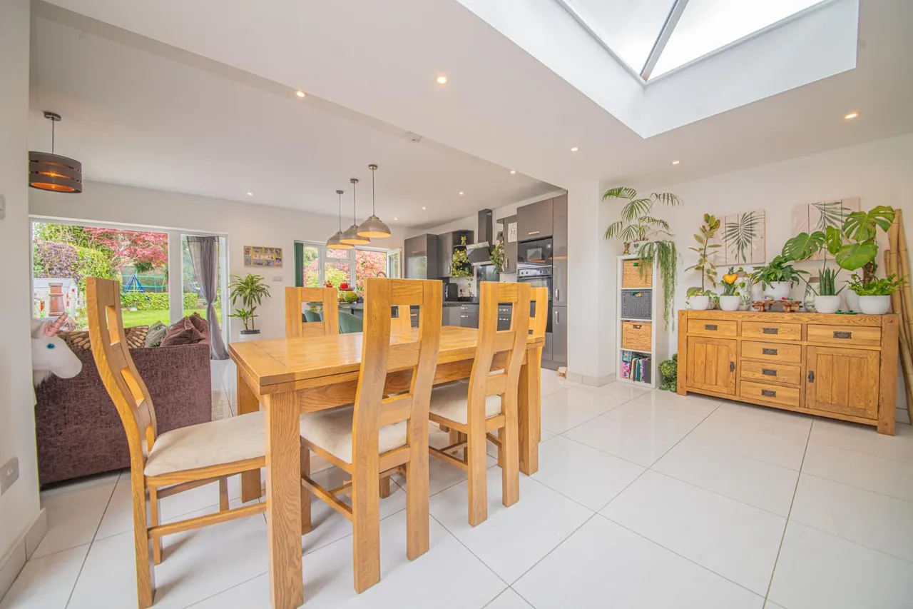 Oakgrove Road, Bishopstoke, Eastleigh, SO50 6LL, photo 3