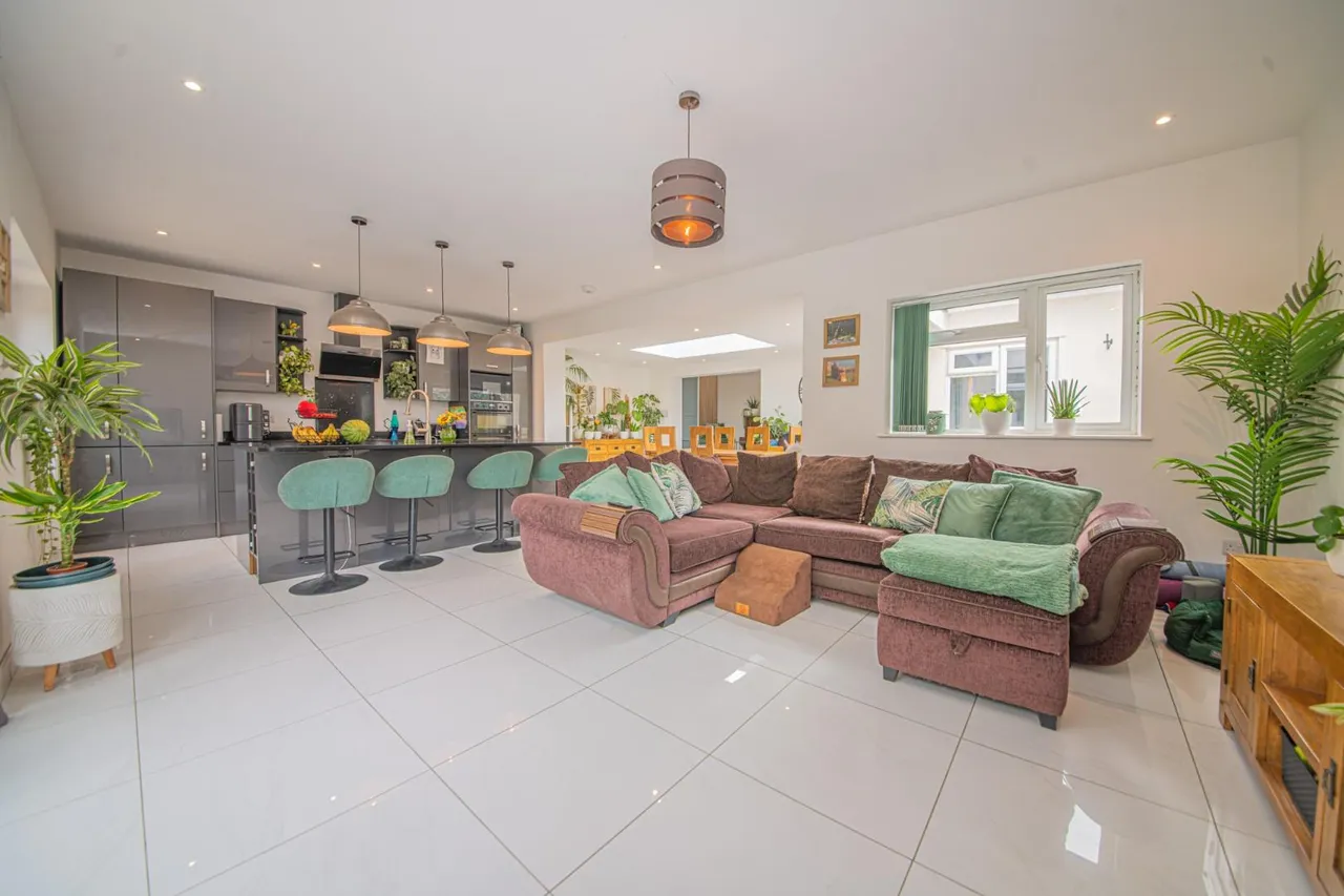 Oakgrove Road, Bishopstoke, Eastleigh, SO50 6LL, photo 9