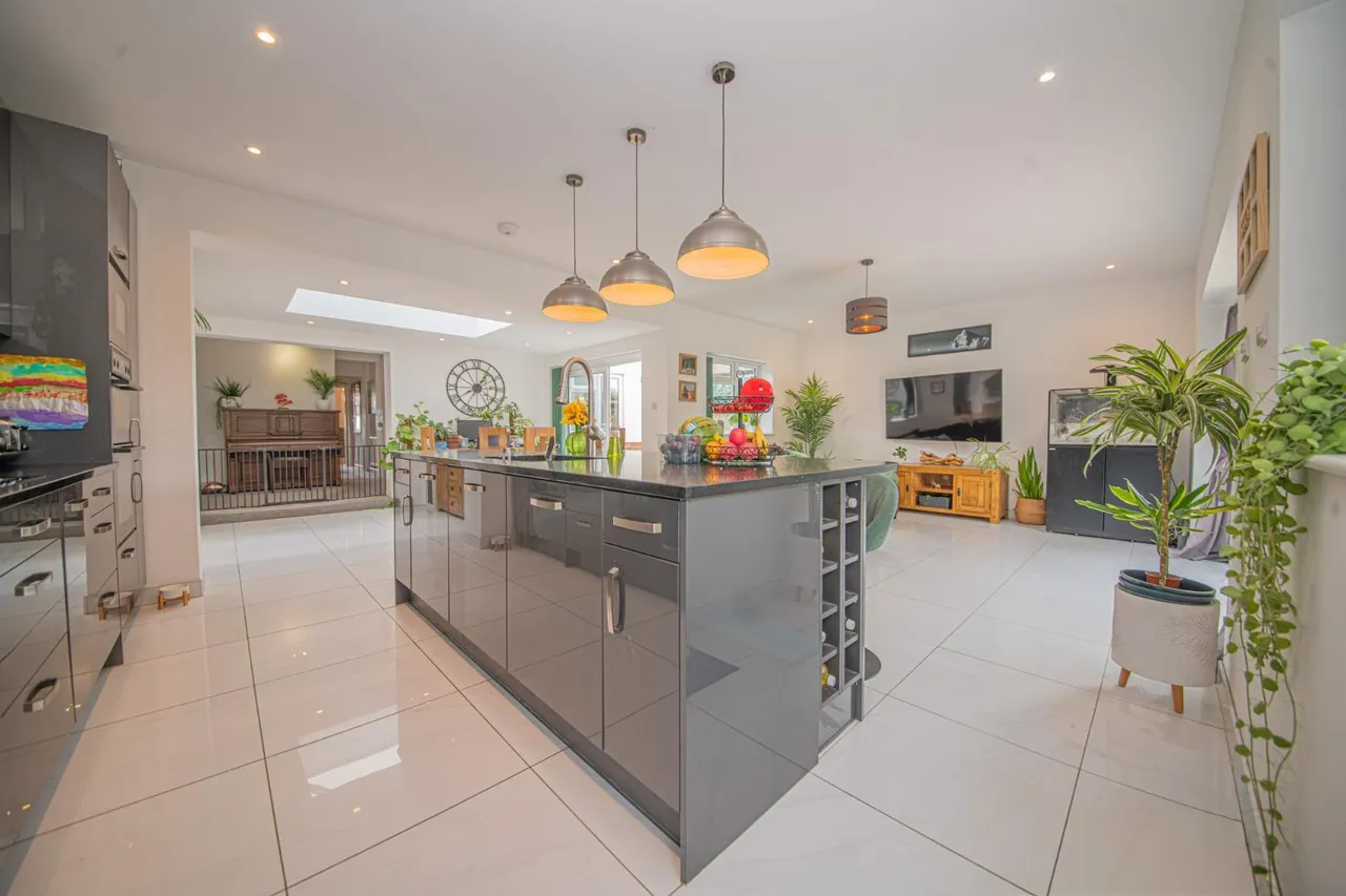 Oakgrove Road, Bishopstoke, Eastleigh, SO50 6LL, photo 6
