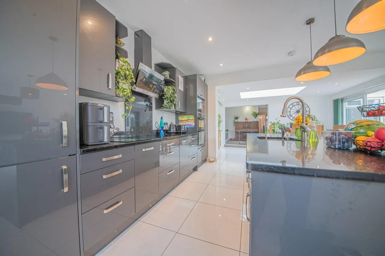 Oakgrove Road, Bishopstoke, Eastleigh, SO50 6LL, photo 7