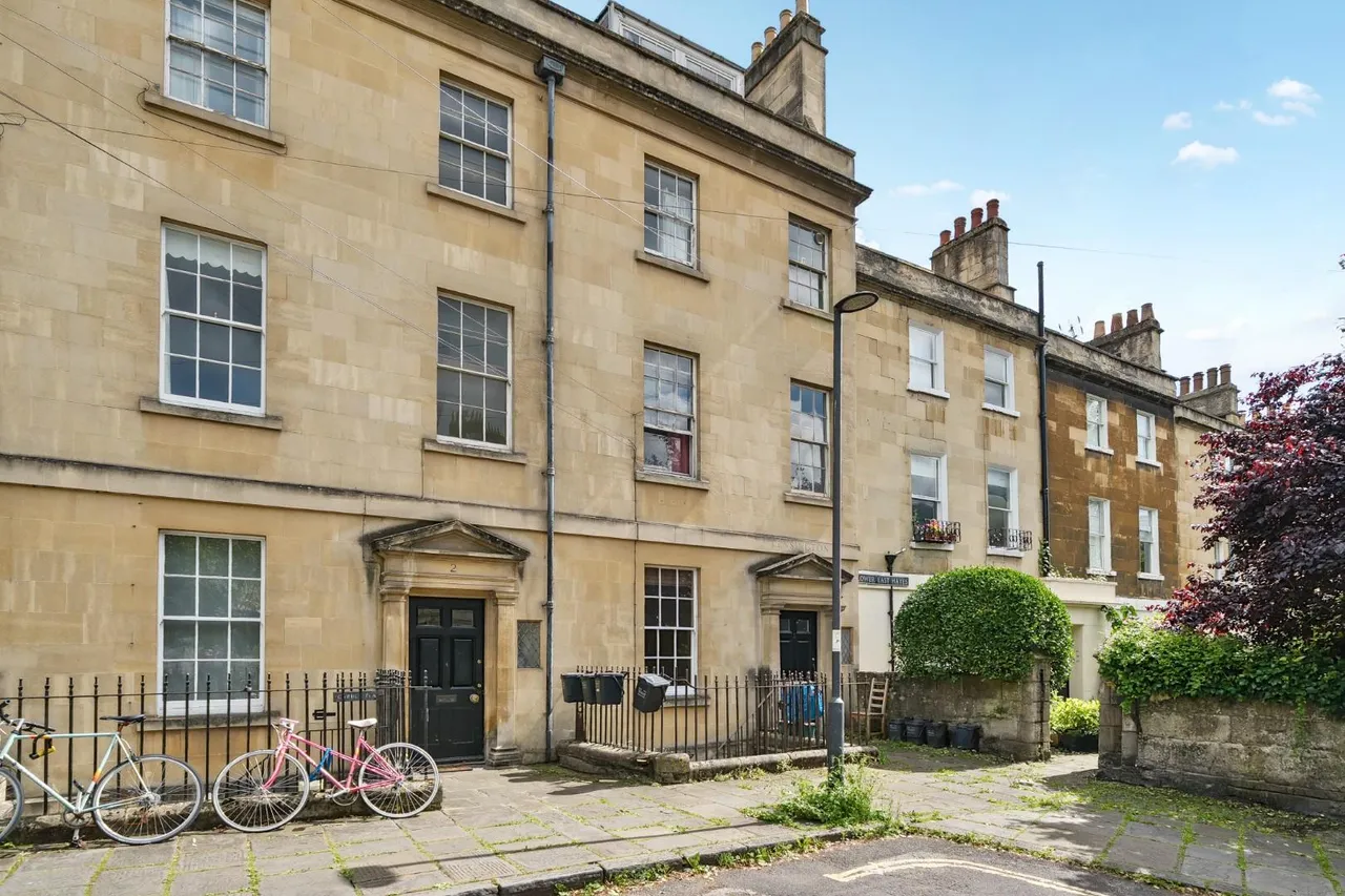 1 bed flat for sale, Kensington Place, Bath, BA1