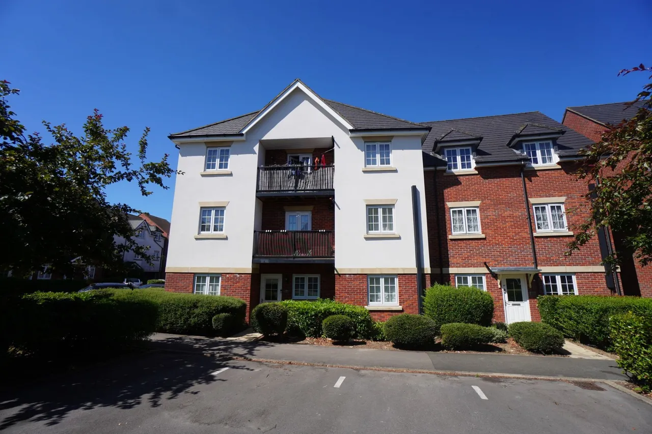 Wellesbourne Crescent, High Wycombe, HP13, photo 11