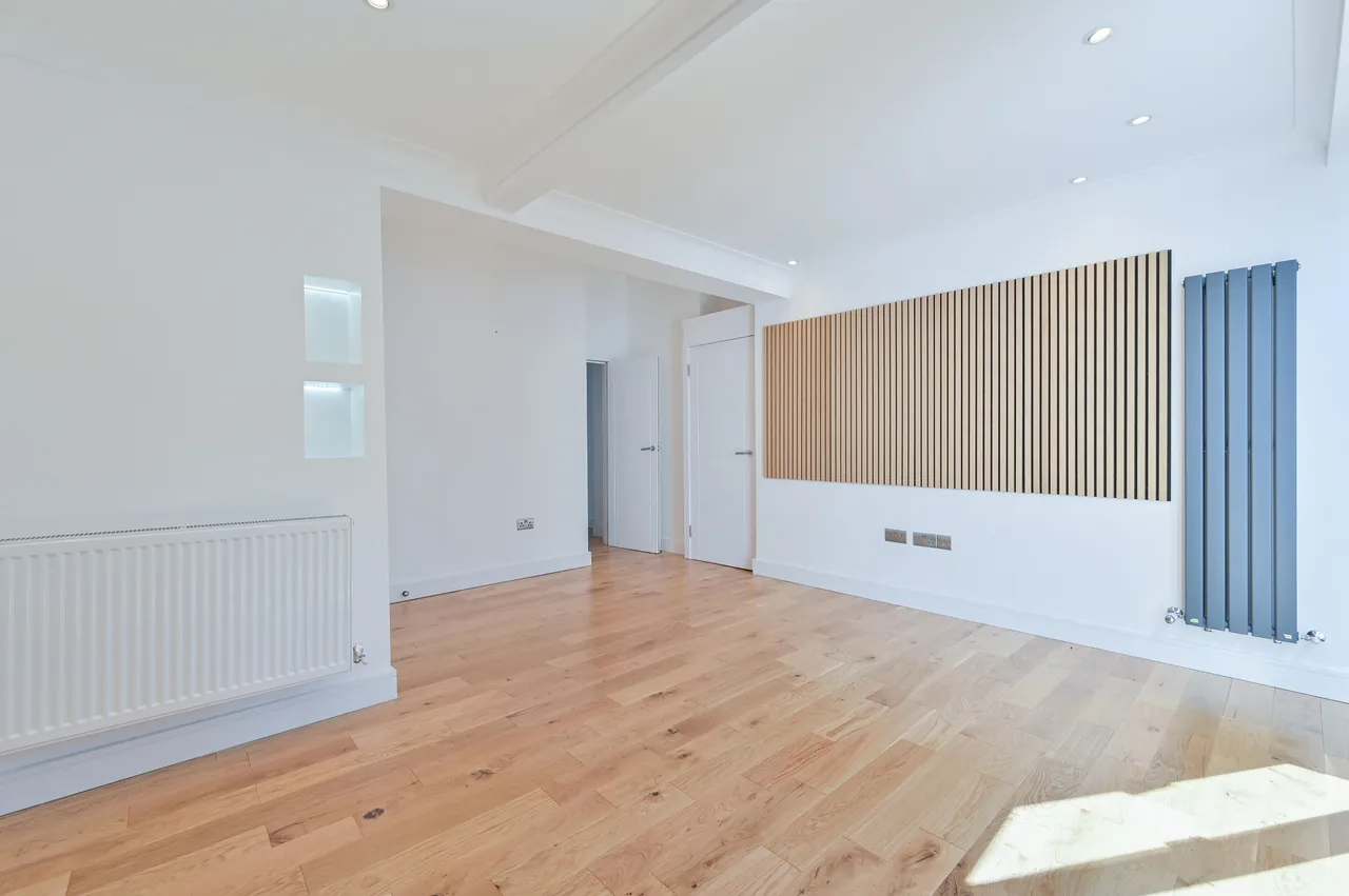 Flat 2, 78 Welldon Crescent, Harrow, photo 5