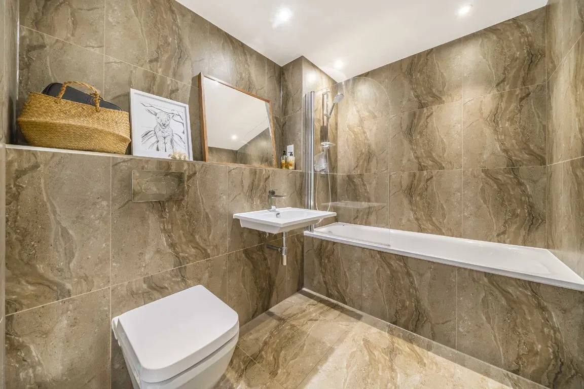 Chatfield Road, SW11, photo 9