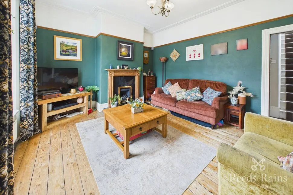 2 bed house for sale — Savile Parade, Halifax, Calderdale, HX1