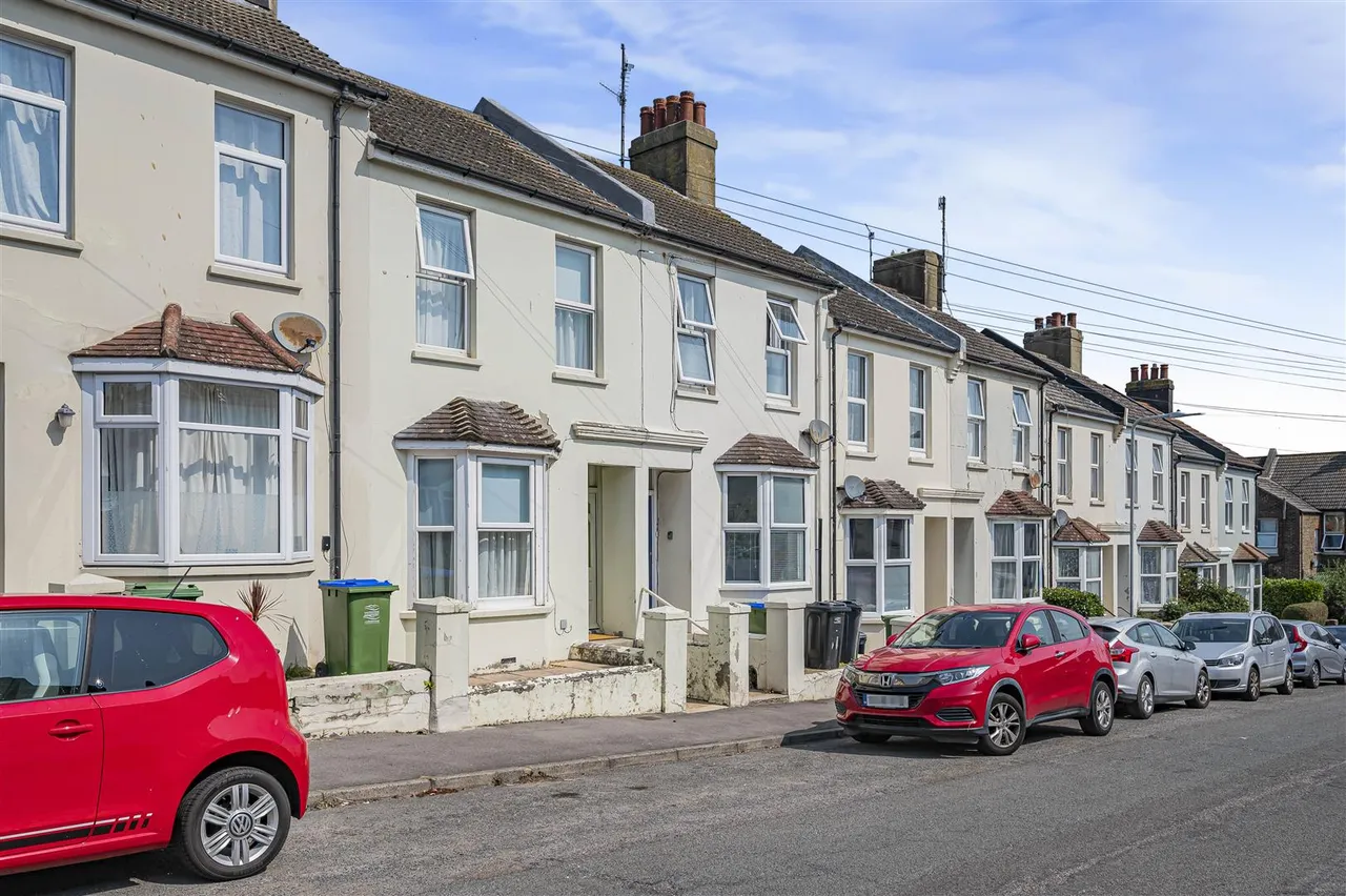 Evelyn Avenue, Newhaven, photo 6