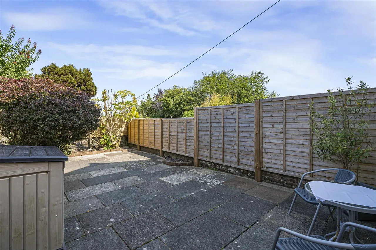Evelyn Avenue, Newhaven, photo 27