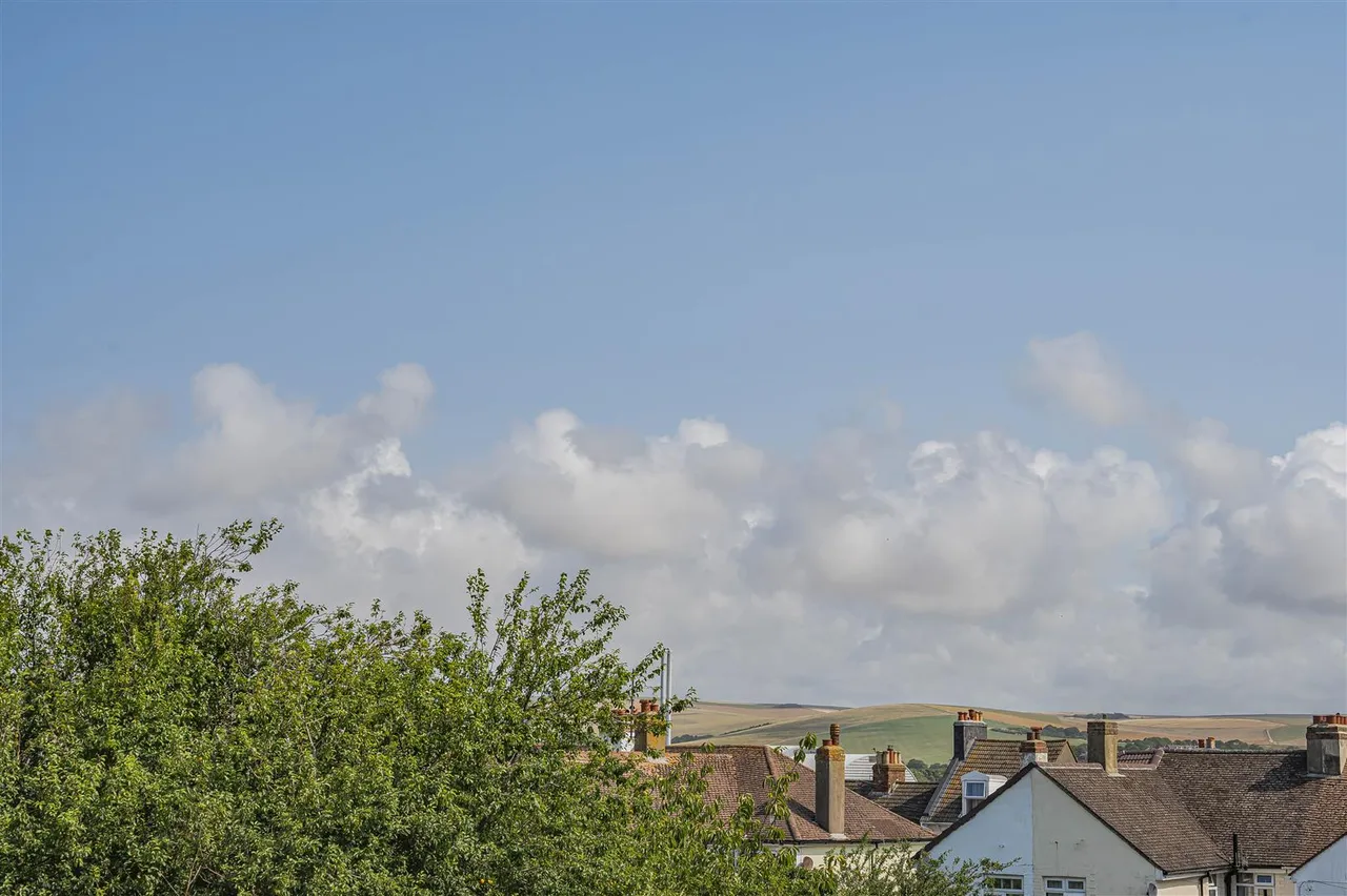Evelyn Avenue, Newhaven, photo 18