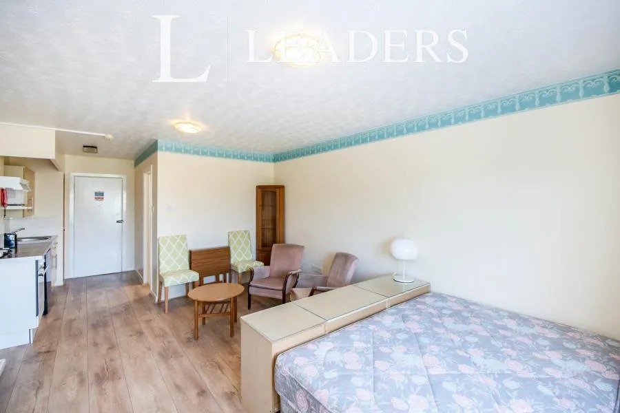 Grange Road, Bournemouth, BH6, photo 3