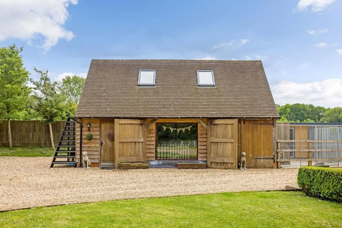 Sulhamstead Road, Burghfield, RG30, photo 18