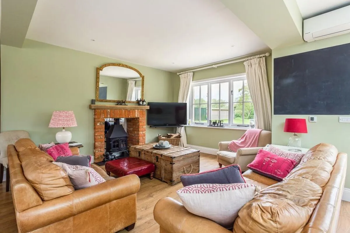 Sulhamstead Road, Burghfield, RG30, photo 8