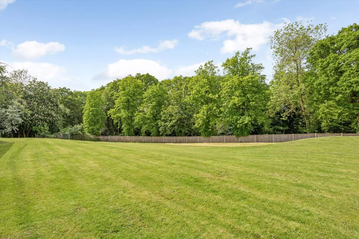 Sulhamstead Road, Burghfield, RG30, photo 4