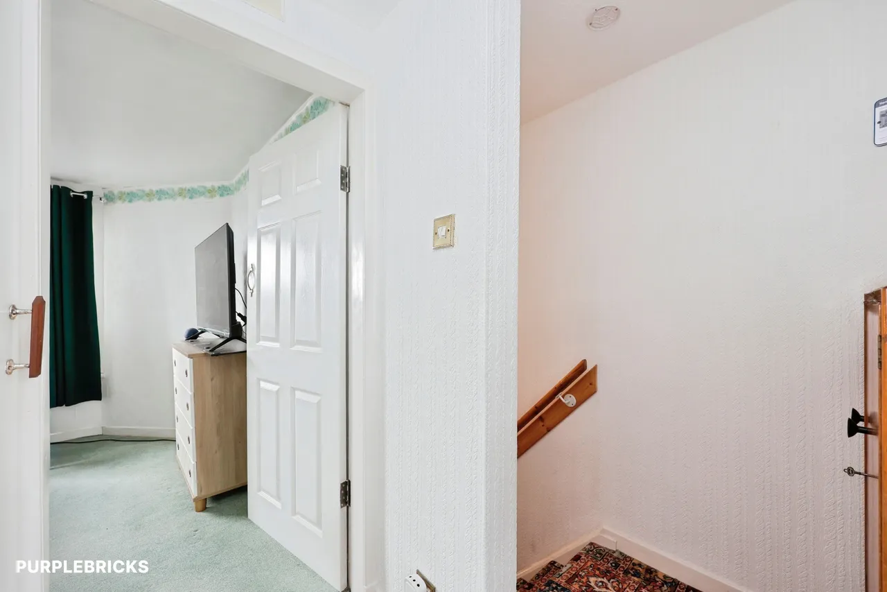 Michael Street, Leven, KY8, photo 18