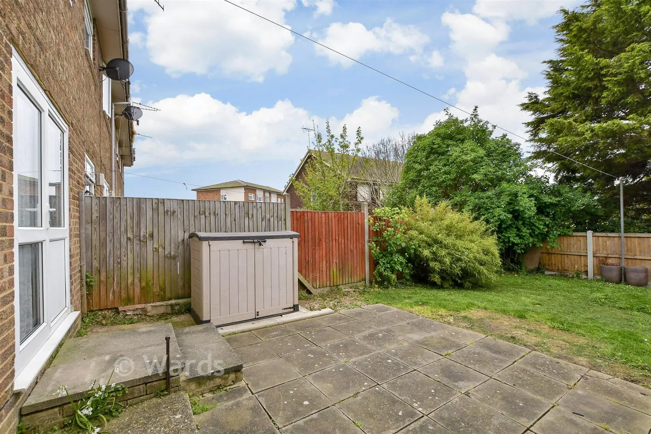 Balcomb Crescent, Margate, CT9, photo 3