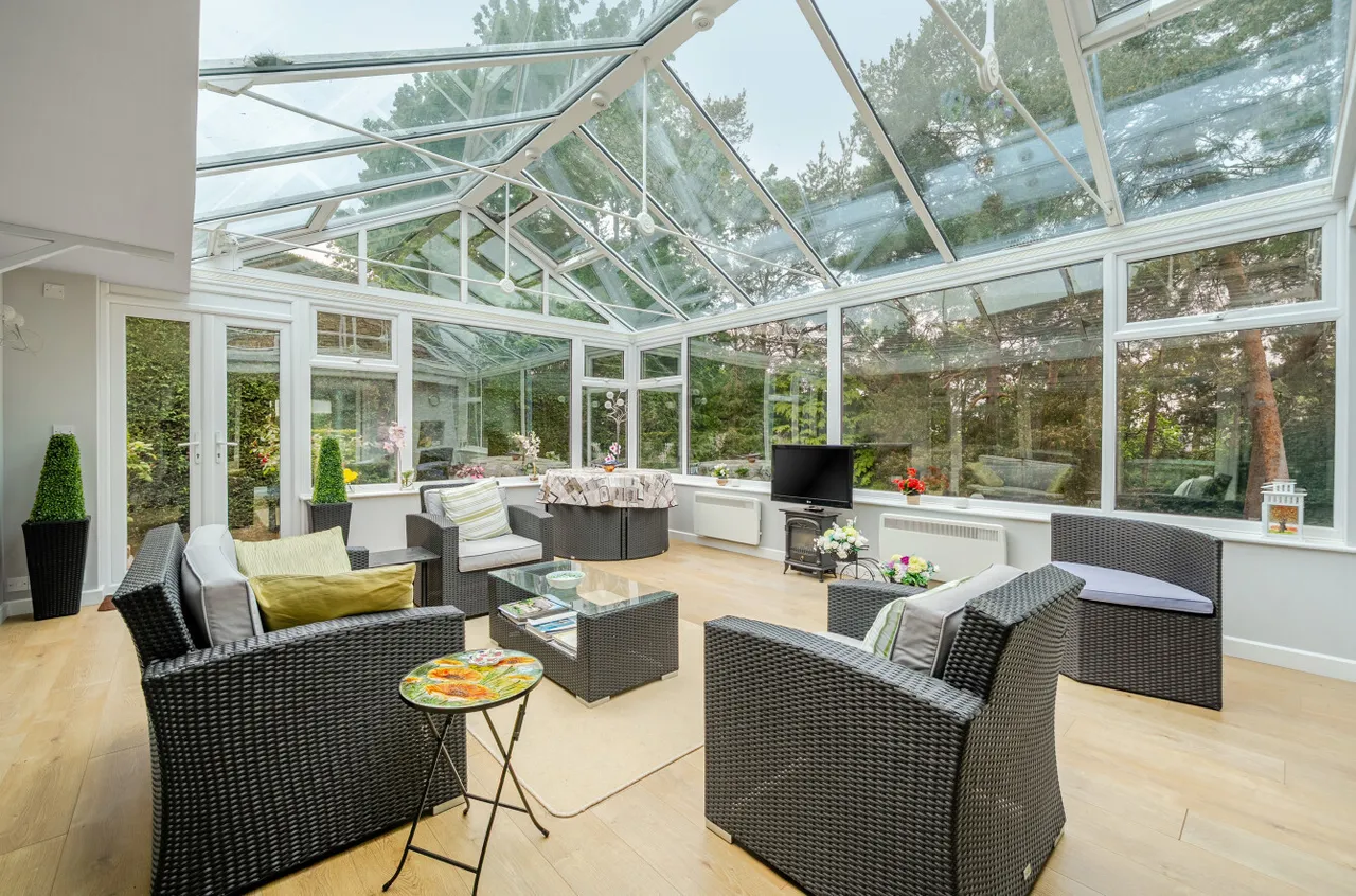 Oriel Hill, Camberley, Surrey, GU15 2JW, photo 14