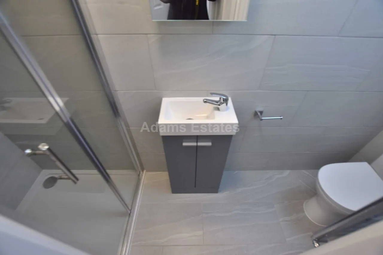 Wokingham Road, Reading, RG6 1JL, photo 2