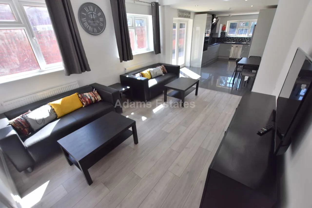 Wokingham Road, Reading, RG6 1JL, photo 3