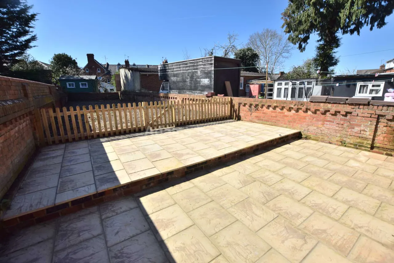 Wokingham Road, Reading, RG6 1JL, photo 7