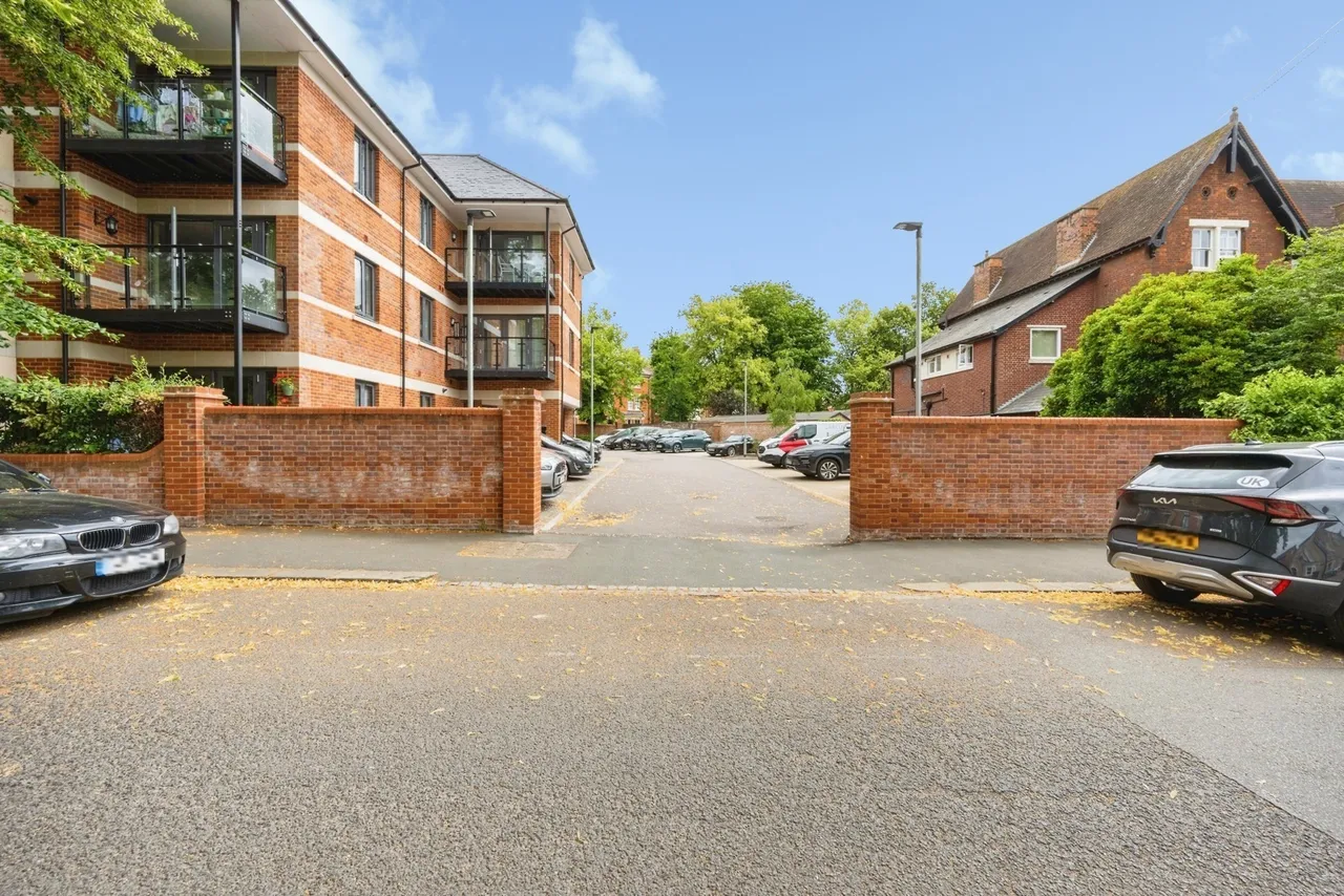 Linden Road, Bedford, Bedfordshire, MK40, photo 22