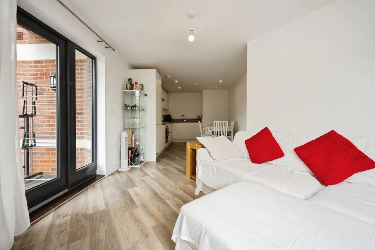 Linden Road, Bedford, Bedfordshire, MK40, photo 11