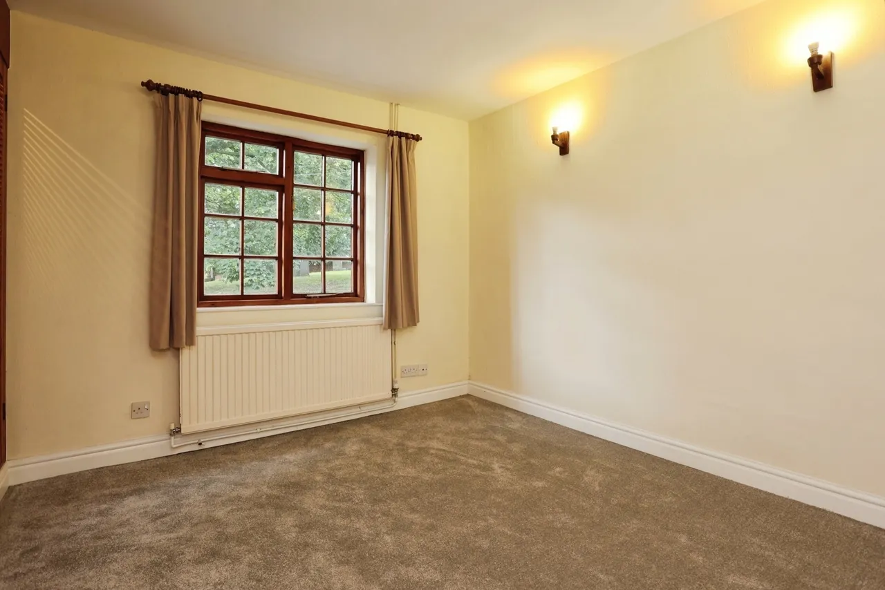 Church Side, Shepshed, LE12, photo 9
