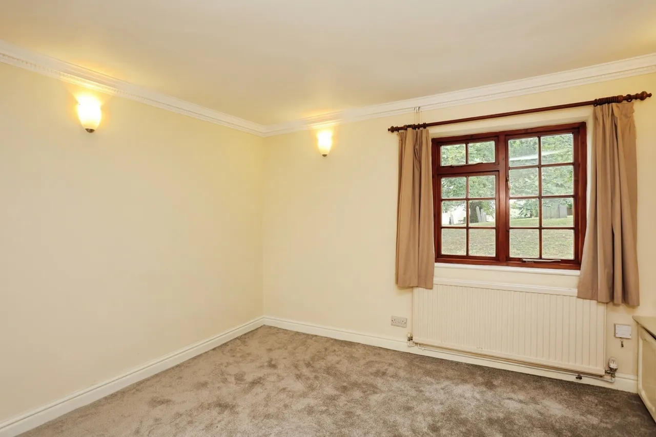 Church Side, Shepshed, LE12, photo 12