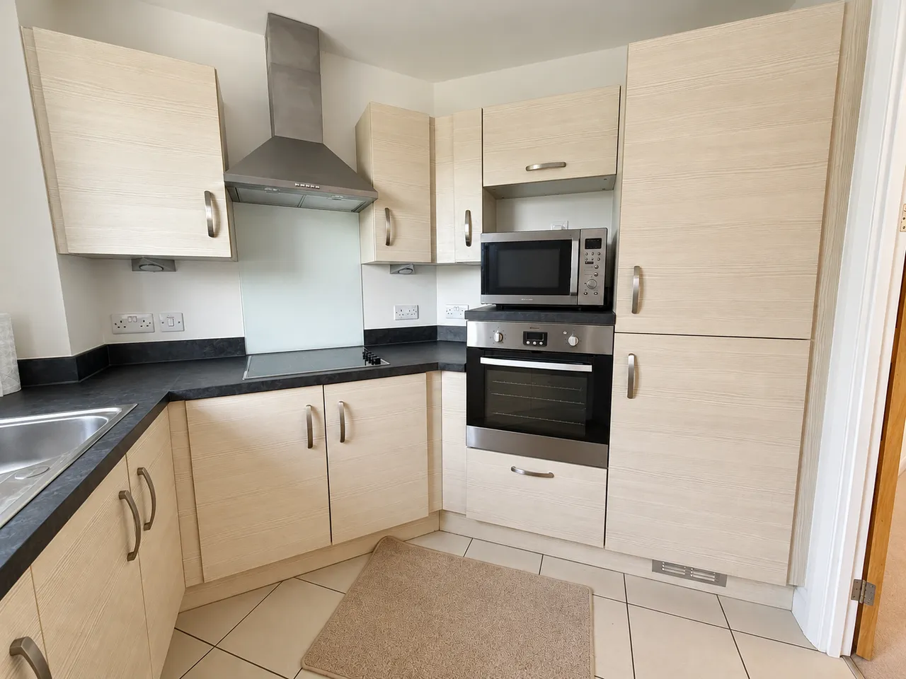 Park View Road, Prestwich, M25, photo 5