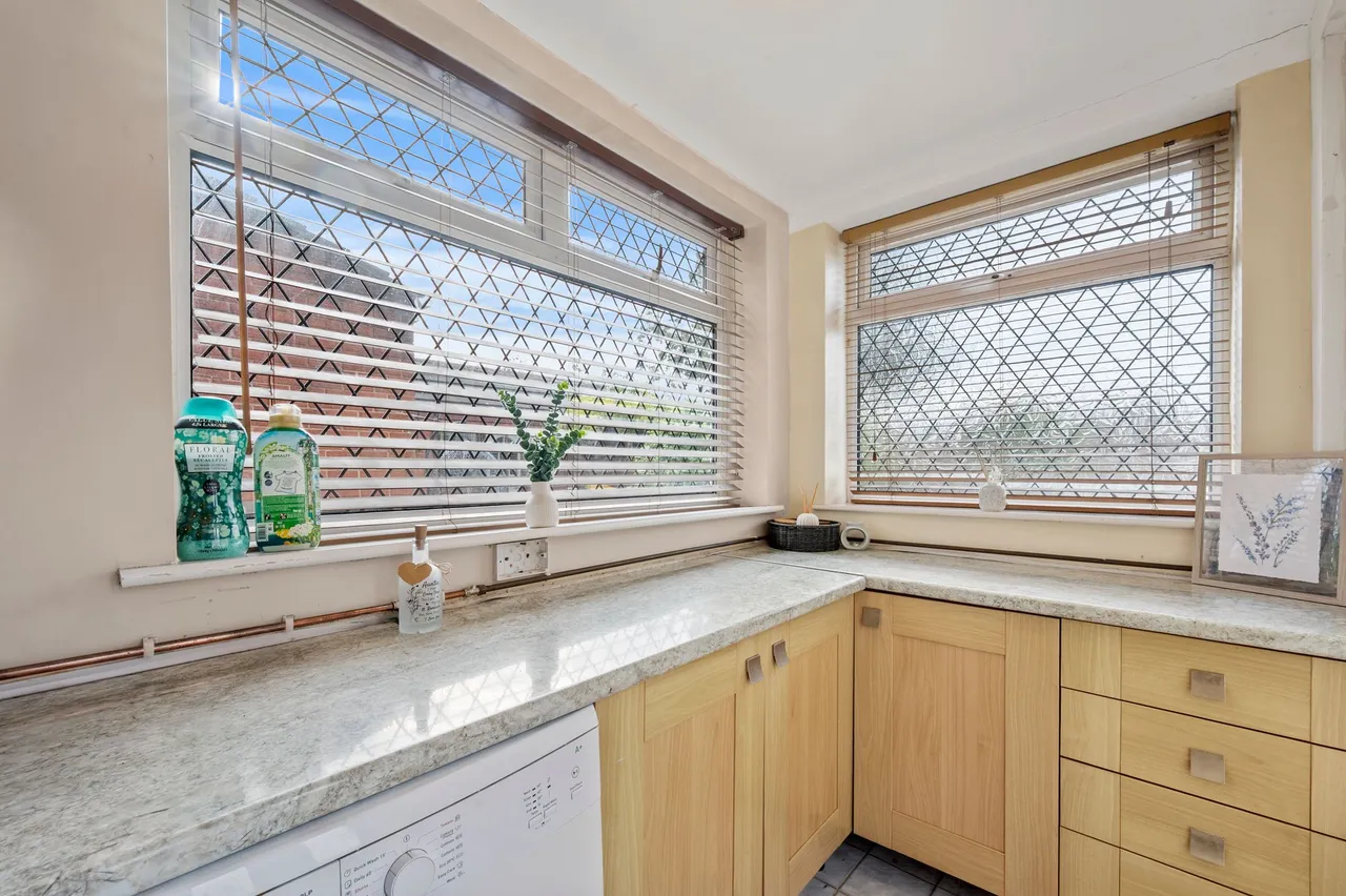 Regent Avenue, Haydock, WA11, photo 12