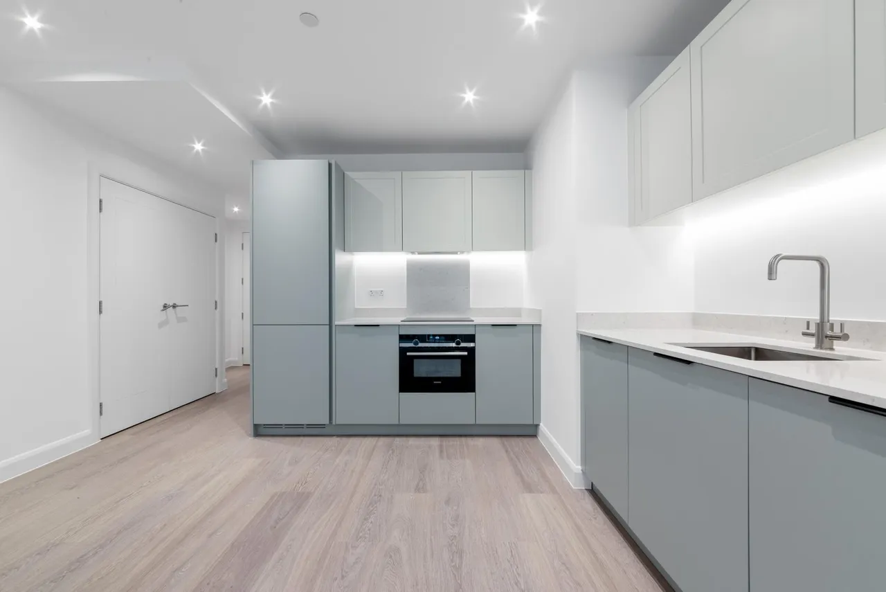 Ellipse House, Custom House, E16, photo 3