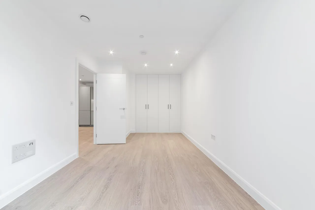 Ellipse House, Custom House, E16, photo 5