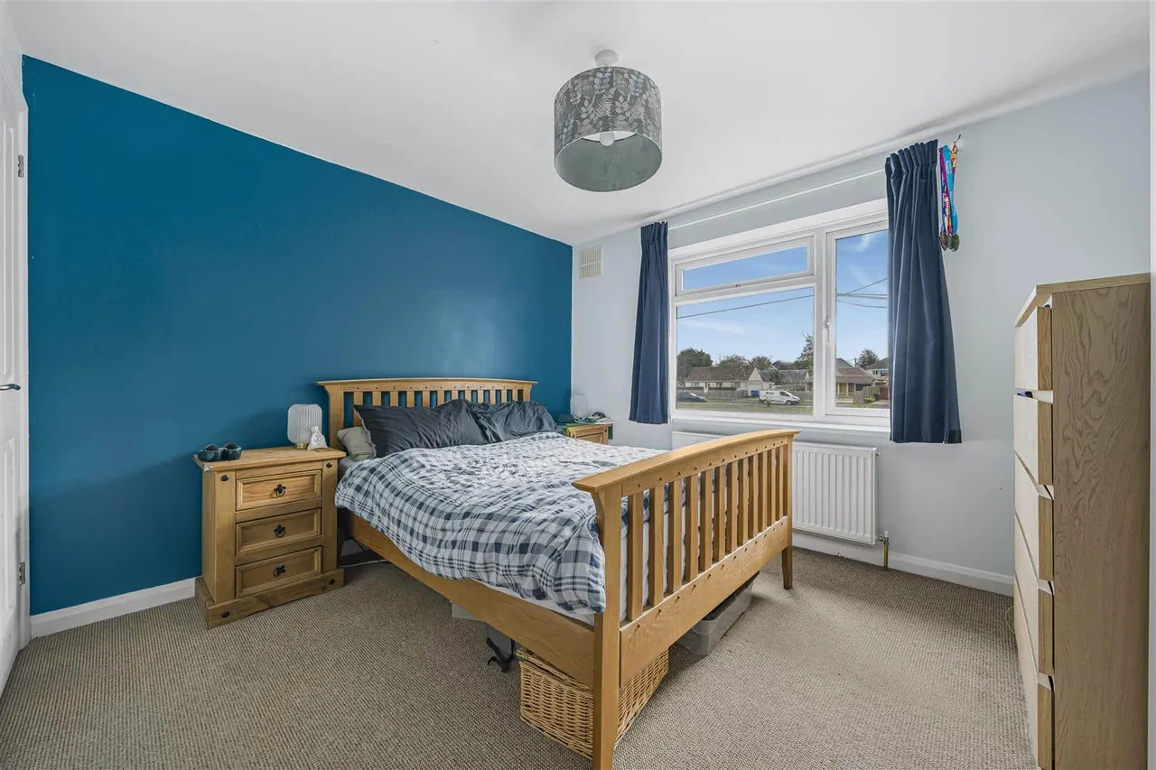 Peel Close, Windsor, SL4, photo 7