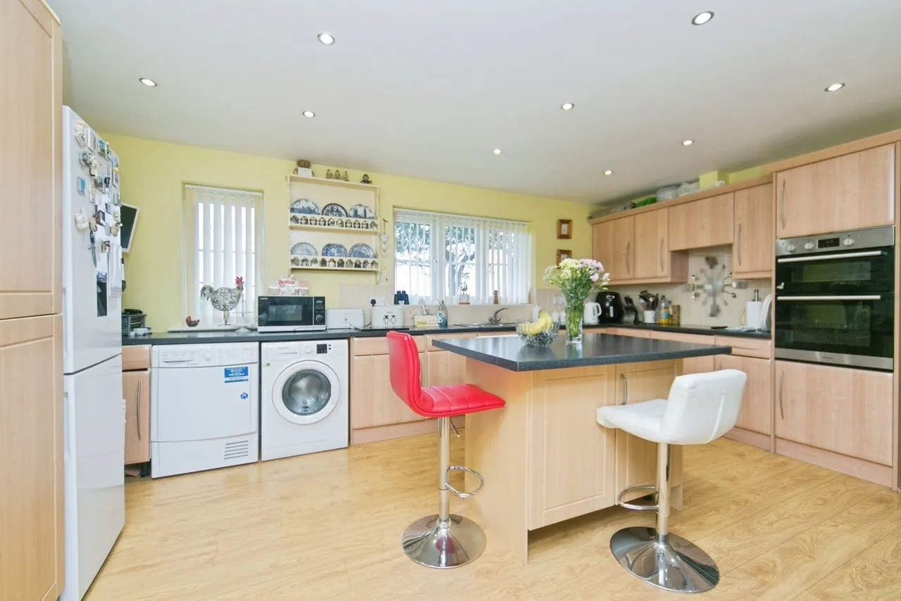 Tanllwyfan, Old Colwyn, LL29, photo 8