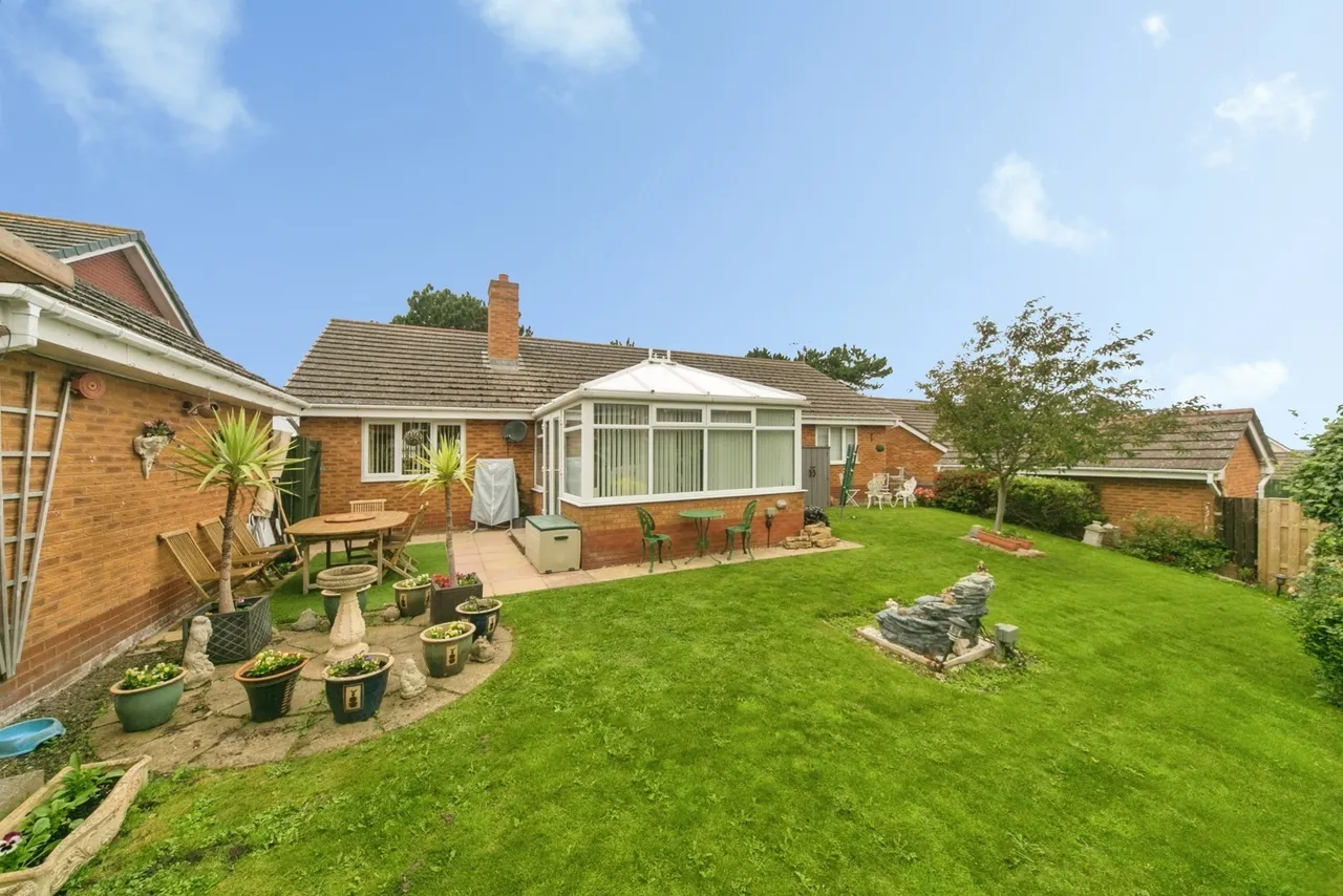 Tanllwyfan, Old Colwyn, LL29, photo 18